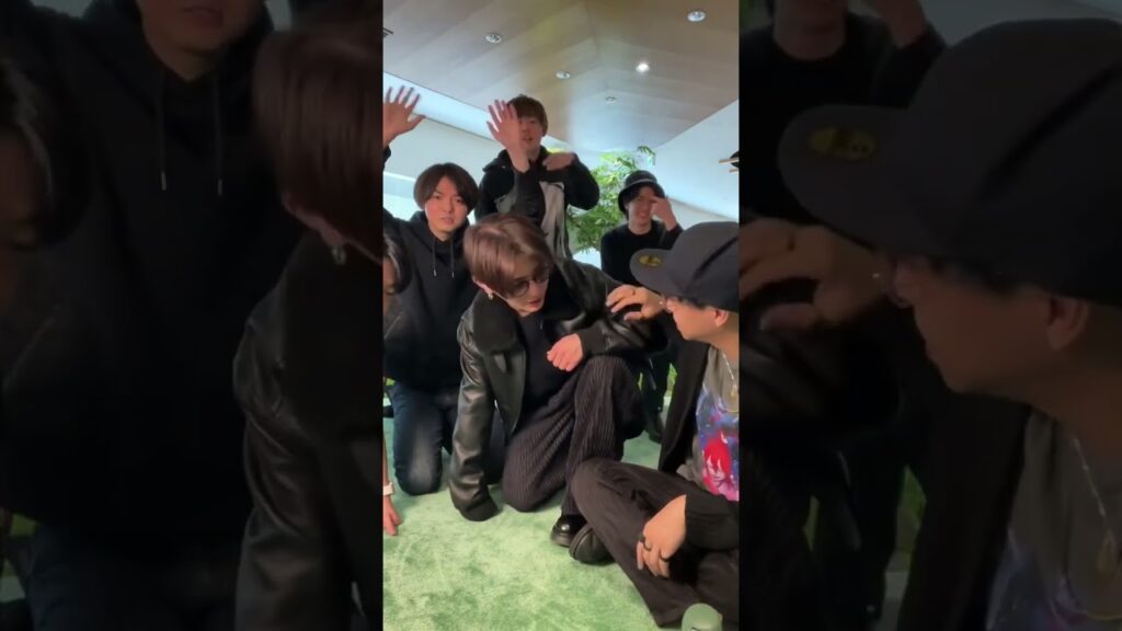 山田涼介から視聴者にプレゼント！？ゲリラインライ！Hey!Say!JUMP#heysayjump#山田涼介#知念侑李#有岡大貴#伊野尾慧#八乙女光#髙木雄也#薮宏太#中島裕翔#とびっこさんと繋がりたい