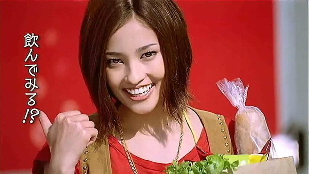 いいなCM　キリンビール　コーラショック／ゼロ　黒木メイサ