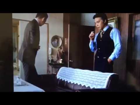 鏡を見る松田優作 アドリブ演技