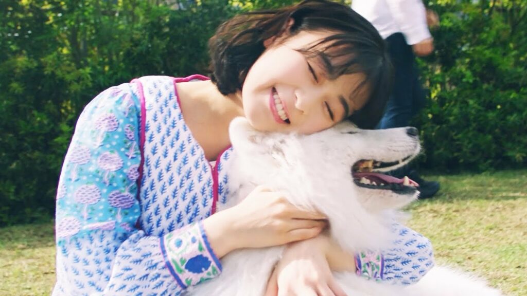 森七菜、ワンちゃんとイチャイチャ！　蛯原友里は家族でお買い物　三井ショッピングパーク「ららぽーと」新CM「出会いに、会いに。」2022年編