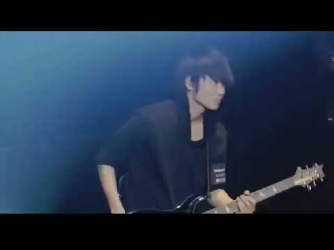 evils fall MAN WITH A MISSION with 綾野剛 MAN WITH A MISSION のlive(新宿スワン スペシャルライブ)です。