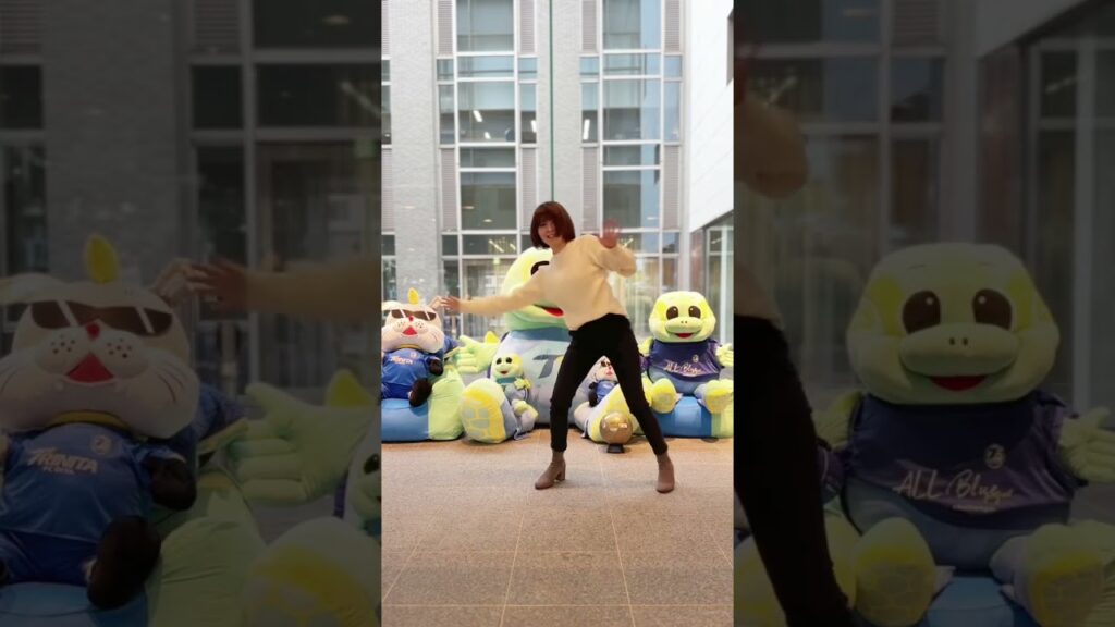 ダンシング・アナ部💃🪩🕺 #大分 #アナウンサー #荻野目洋子 #ダンシングヒーロー #踊ってみた