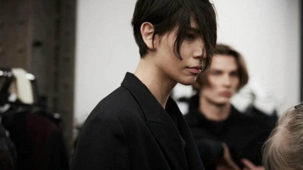 1位は、モデルとして存在感を示したSnow Manラウール 「ヨウジヤマモト」バックステージを公開| 週間アクセスランキング TOP10(1月19~25日) 1位は、モデルとして存在感を示したSnow Manラウール 「ヨウジヤマモト」バックステージを公開| 週間アクセスランキング TOP10(1月19~25日)