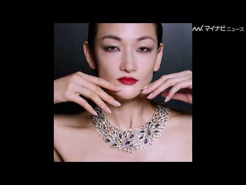 冨永愛、漆黒の世界で日本の美を表現！『MIKIMOTO』スペシャルムービー公開