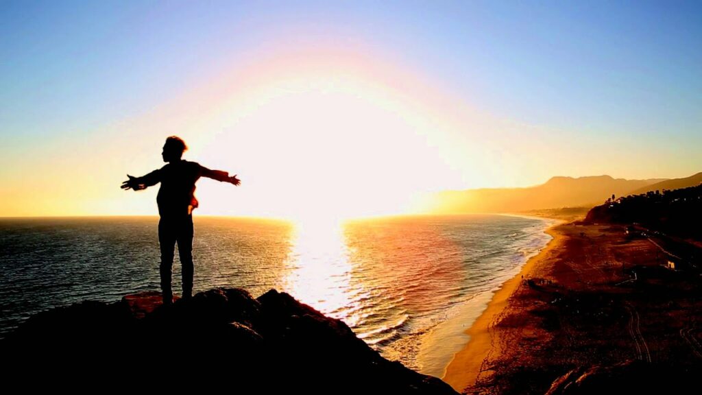 登坂広臣 初のフォトエッセイ発売決定