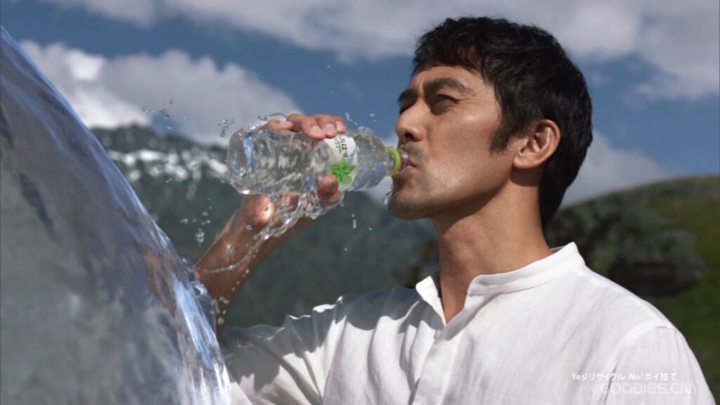 い･ろ･は･す I LOHAS ｢ビッグドロップ｣篇 - 阿部寛 - ♪ asobius ｢window｣