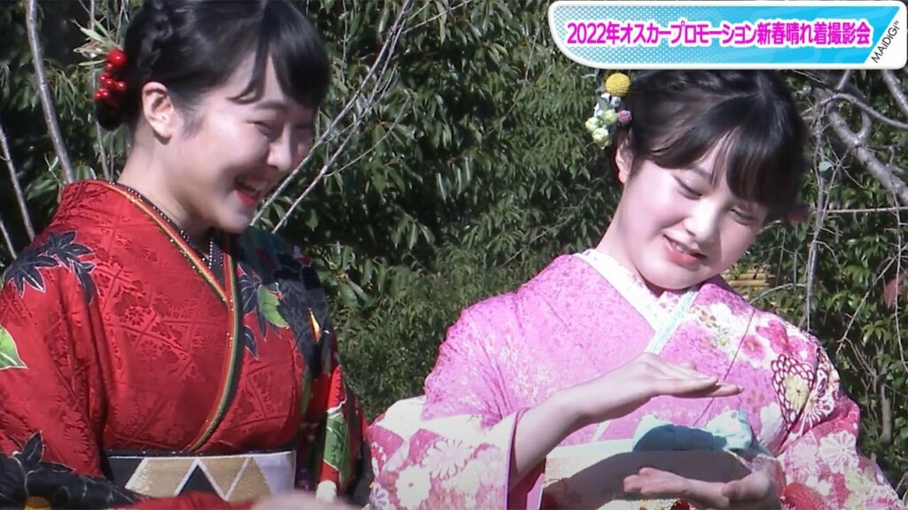 本田望結、妹・紗来の身長の伸びに驚き「目線が変わりました」 オスカープロモーション晴れ着撮影会 本田望結、妹・紗来の身長の伸びに驚き「目線が変わりました」 オスカープロモーション晴れ着撮影会