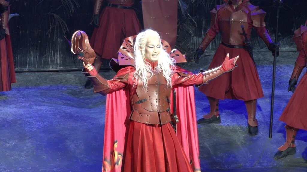 阿部サダヲ、松雪泰子らが歌に踊りに大立ち回り！ 劇団☆新感線「髑髏城の七人～鳥」が華やかに開幕