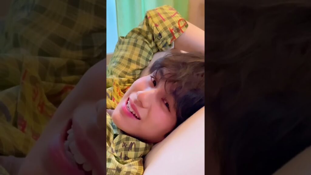 もしも山下幸輝さんが彼氏だったら… #vivi #山下幸輝 #イケメン #バッグの中身紹介 #カバンの中身 #shorts #8loom #ブルーム