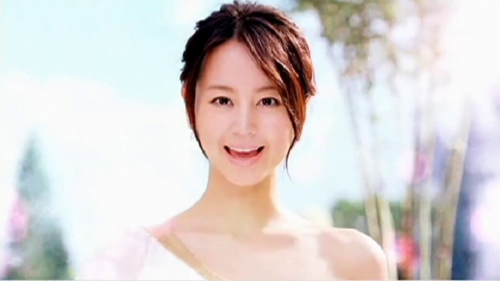 いいなCM　NTT docomo　堀北真希　長谷部瞳　「夢と魔法の世界へ」篇