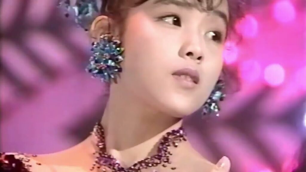 【Wink/淋しい熱帯魚】「笑わないアイドル」というイメージを決定づけた振り付けと、シンセサイズな音が印象的な大ヒット曲 レコード大賞も受賞 相田翔子 鈴木早智子【LiveMix】 【Wink/淋しい熱帯魚】「笑わないアイドル」というイメージを決定づけた振り付けと、シンセサイズな音が印象的な大ヒット曲 レコード大賞も受賞 相田翔子 鈴木早智子【LiveMix】