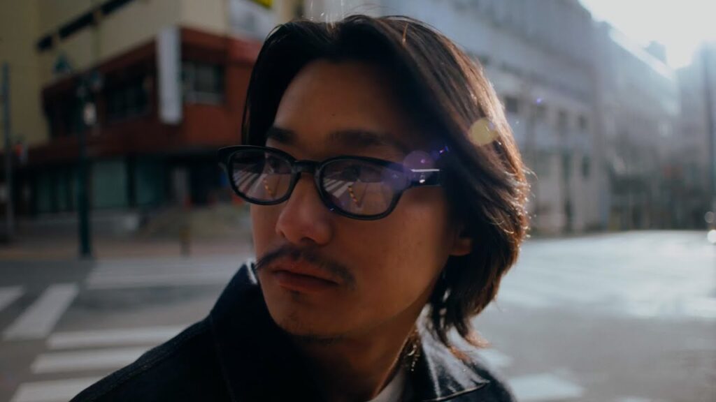 野村周平、ダンディーなヒゲ&サングラス姿で自前のバイクを乗りこなす! VANS新CM『VANS -THIS IS OFF THE WALL 野村周平』バイク編&KNU SKOOL編 野村周平、ダンディーなヒゲ&サングラス姿で自前のバイクを乗りこなす! VANS新CM『VANS -THIS IS OFF THE WALL 野村周平』バイク編&KNU SKOOL編