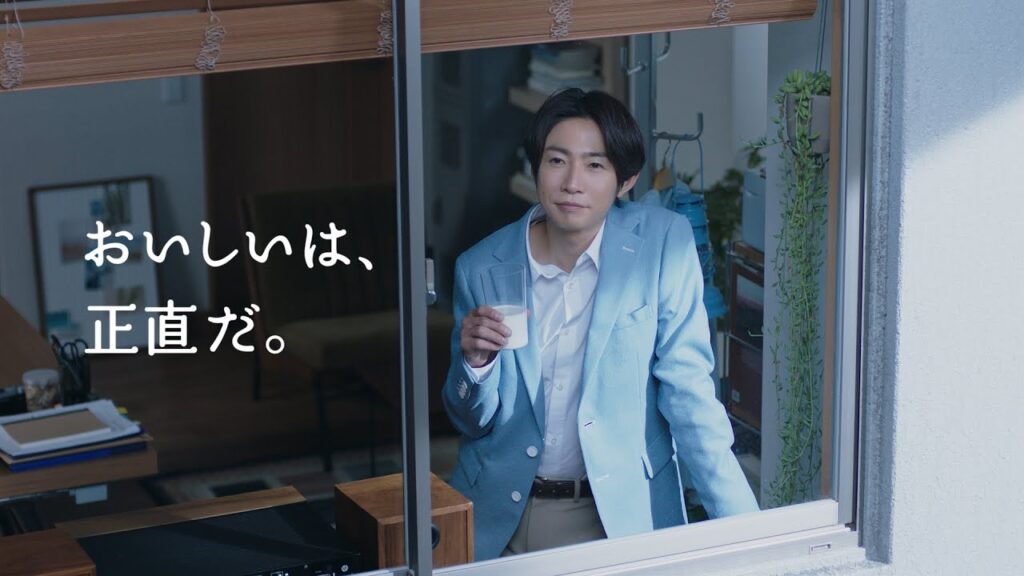 明治おいしい牛乳「取材開始」篇　30秒