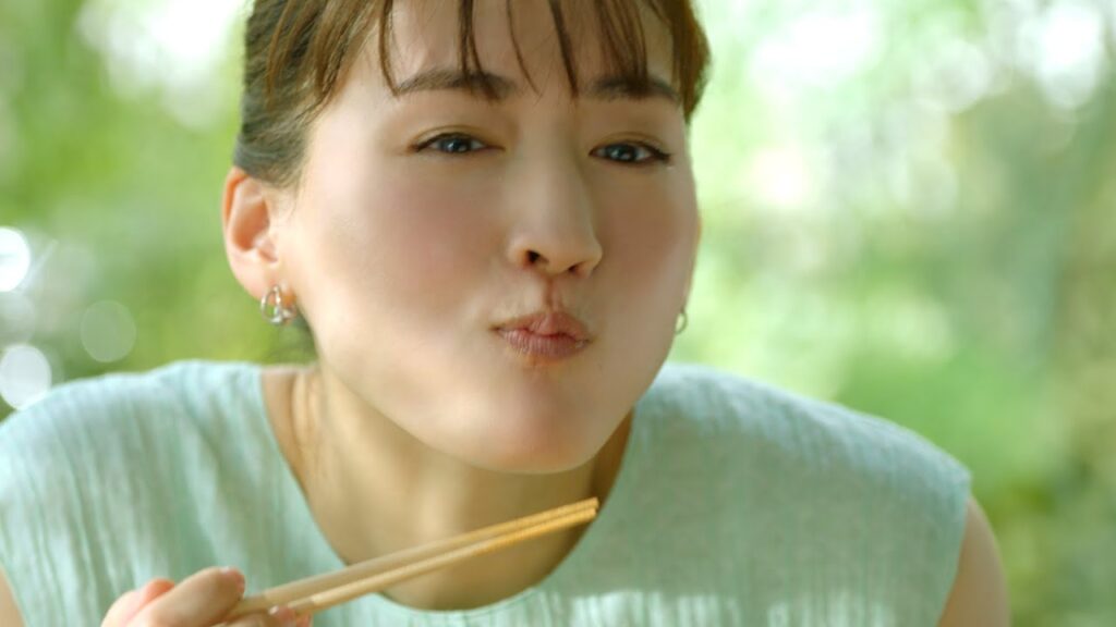 【綾瀬はるか出演】「キッコーマン　具麺」CM 「お昼はぱぱっと」篇 15秒【キッコーマン公式】