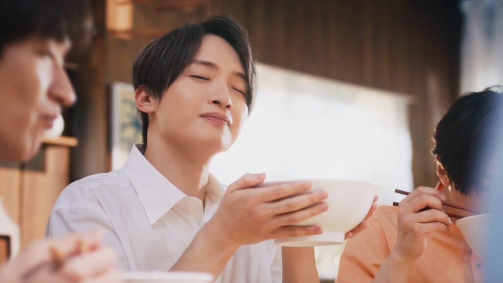 サッポロ一番ごま味「無性に食べたくなる」篇 30秒 出演:Kis-My-Ft2 サッポロ一番ごま味「無性に食べたくなる」篇 30秒 出演:Kis-My-Ft2