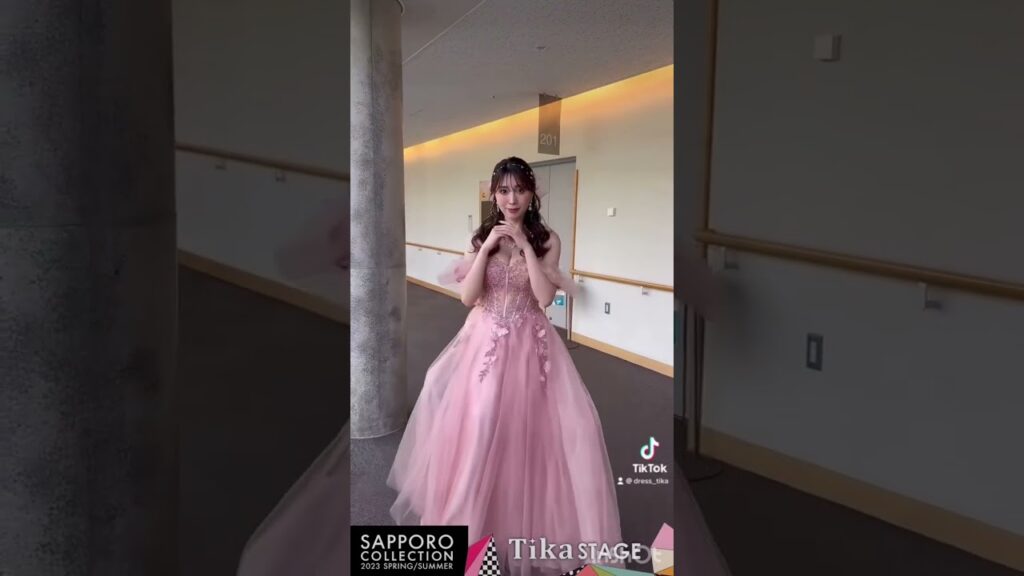 森咲智美©︎💄💋【SAPPORO COLLECTION 2023SS】出番前オフショット📷💥 森咲智美©︎💄💋【SAPPORO COLLECTION 2023SS】出番前オフショット📷💥