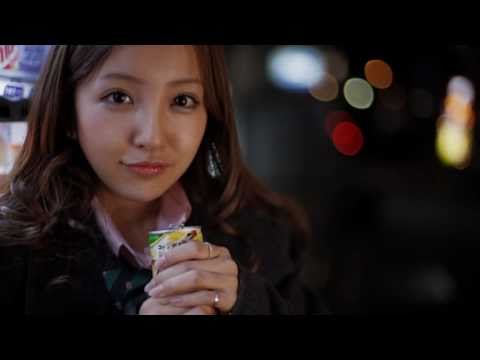 桜の栞「卒業おめでとう」　板野友美 倉持明日香 / AKB48 [公式]