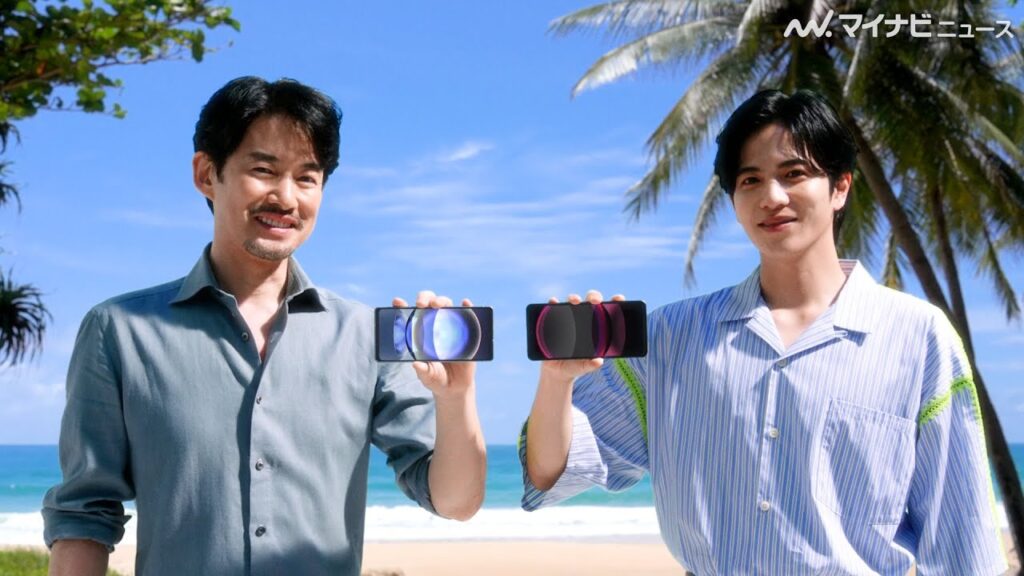 志尊淳、優しい口調で竹野内豊にツッコミ？青空に映える笑顔が眩しい！　SHARP スマートフォン「AQUOS」新WebCM公開