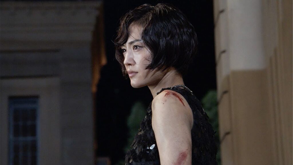 綾瀬はるか、SixTONESジェシーと肉弾戦　迫力のアクションシーンの舞台裏公開　映画「リボルバー・リリー」メーキング映像