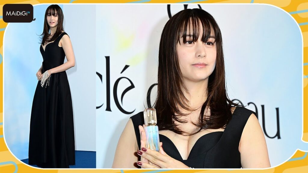 山本美月、胸元ざっくり大胆黒ワンピで登場　“美の秘けつ”も語る　クレ・ド・ポー ボーテ「輝きの原点にもどる鍵」プレス内覧会
