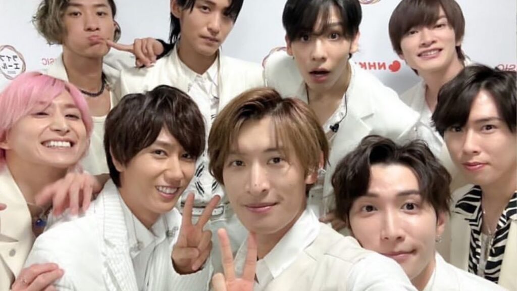 『Snow Man』契約打ち切りも…ジャニーズ人気メンバー、爆笑しながら壁にシュークリームを叩きつける動画が流出 『Snow Man』契約打ち切りも…ジャニーズ人気メンバー、爆笑しながら壁にシュークリームを叩きつける動画が流出