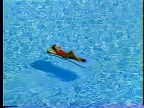 カネボウ化粧品 UVファンデーション② 大塚寧々15" 1989
