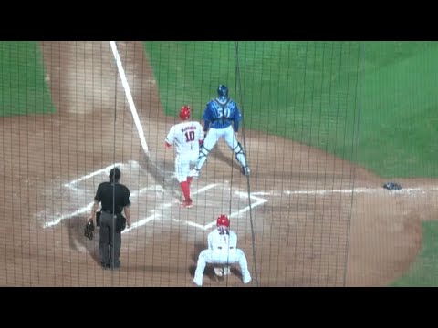 會澤翼&小園海斗の連続タイムリーに客席が沸く！同点に追いついた6回裏の猛攻ハイライト！