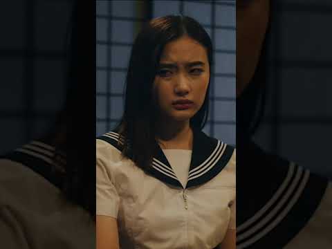 セーラー服生脱ぎ!恥じらいながら脱ぎなさい♡ #Shorts セーラー服生脱ぎ!恥じらいながら脱ぎなさい♡ #Shorts