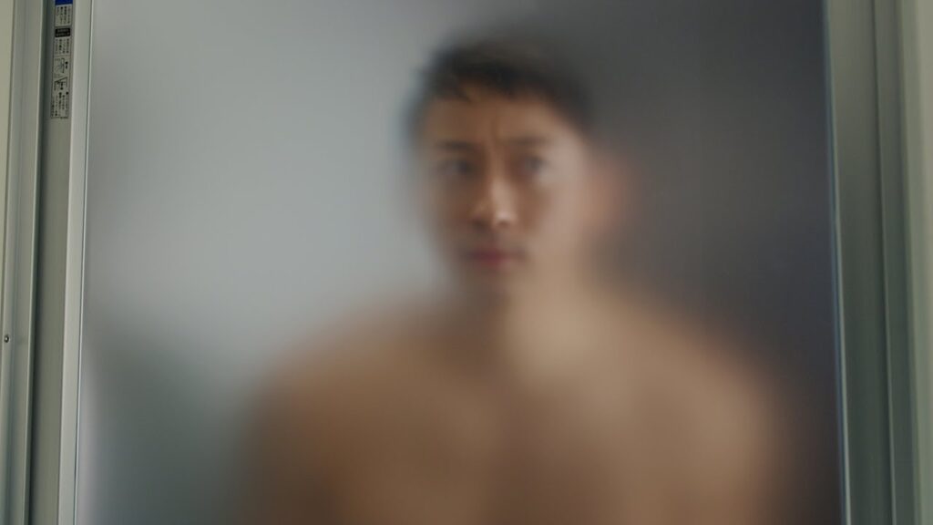 山本耕史、くもりガラス越しの“裸体”披露 斎藤工と呼び捨てでフルネーム連呼 ヒノキヤグループ「Z空調」新CM 山本耕史、くもりガラス越しの“裸体”披露 斎藤工と呼び捨てでフルネーム連呼 ヒノキヤグループ「Z空調」新CM