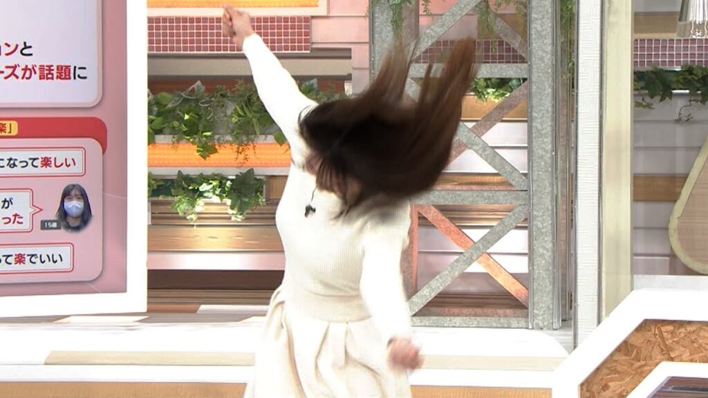 森山みなみアナがひき肉でーすをノリノリで披露