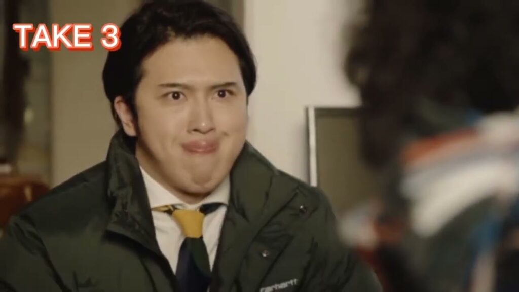 笑いが止まらない菅田将暉の繰り返しのシーン