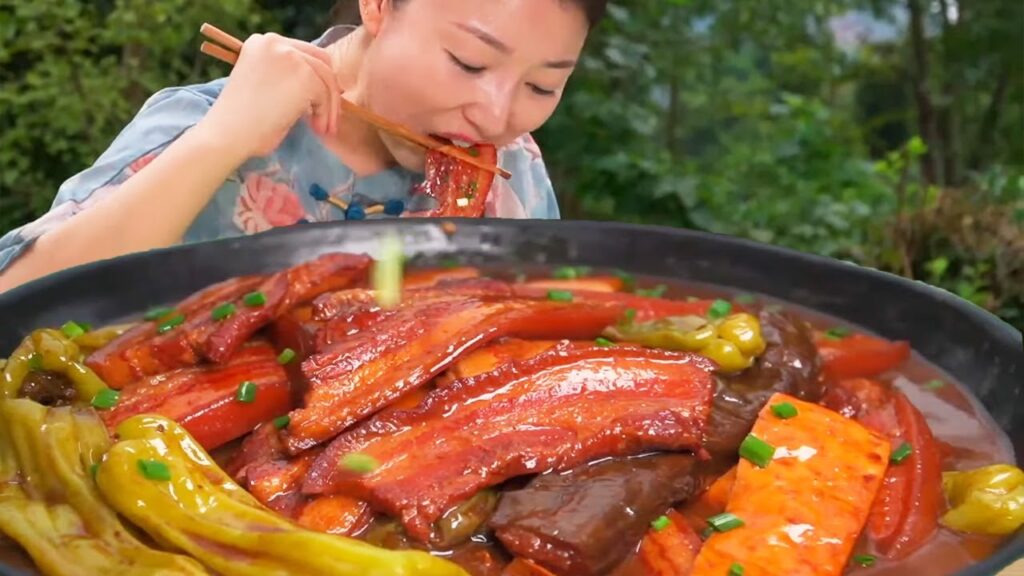 今天又被把子肉香迷糊了，大口吃肉太過癮了，肥而不膩滿口爆汁【市民朱小雨】