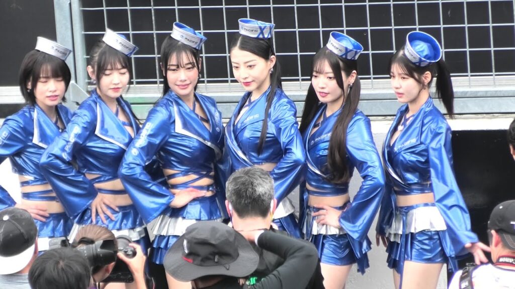 【中山亜美さん/叶園ちささん/桜田愛音さん / 秦野真由美さん / 藤白玲華さん / 水城かおりさん PacificFairies】SUPERGT ピットウォーク 鈴鹿 2024.06.02