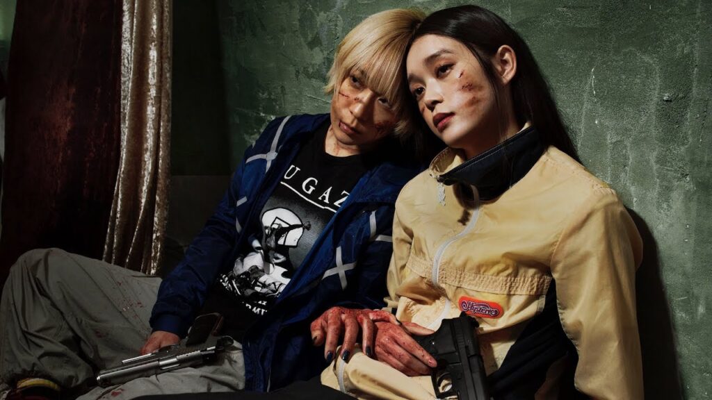 高石あかり×伊澤彩織×池松壮亮×前田敦子！女王蜂「狂詩曲」(ラプソディ)が主題歌／映画『ベイビーわるきゅーれ ナイスデイズ』予告編