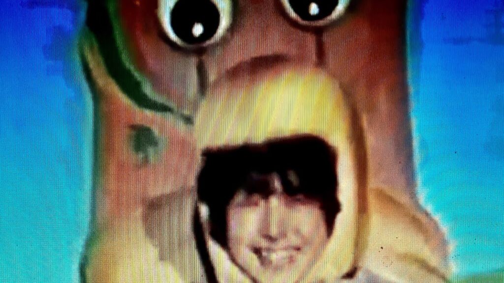 宝石箱💎かたつむり🎵河合奈保子さん🐌『でんでんむし』になった超可憐な奈保子さんの歌唱力🌸純白の天使の歌姫🌺左▶︎河合奈保子さん『唇のプライバシー』右▶︎岩井小百合さん『そっとさよなら』1984年11月