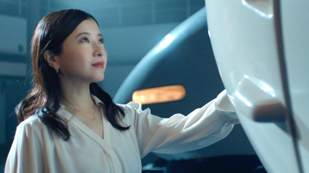 吉高由里子、JR東海0系新幹線にタッチ!歴代の車内チャイムが流れる東海道新幹線60周年記念CM/JR東海 CM 吉高由里子、JR東海0系新幹線にタッチ!歴代の車内チャイムが流れる東海道新幹線60周年記念CM/JR東海 CM