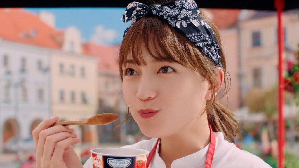 「スープDELI®」 ランチローテーション篇　15秒 CM 川口春奈