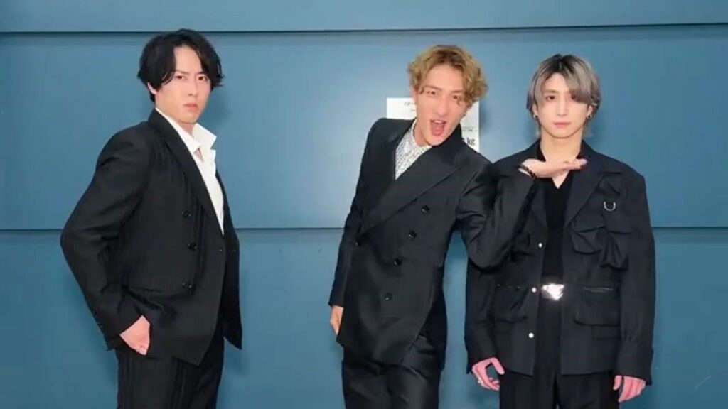 宮舘涼太・岩本照・佐久間大介による「早替えンパイア」ムービー公開！「ひーくんテンション高くてかわいい」「キメてる舘様に腕通すの面白すぎ」