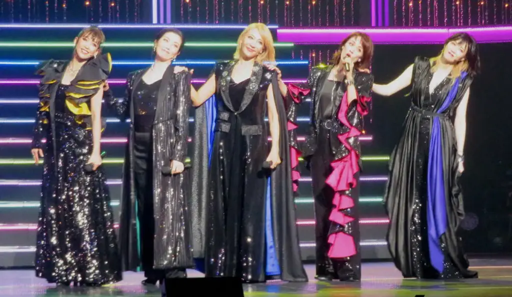 宝塚、蘭寿とむ、柚希礼音ら100周年を彩った元トップが集結― スポニチ Sponichi Annex 芸能