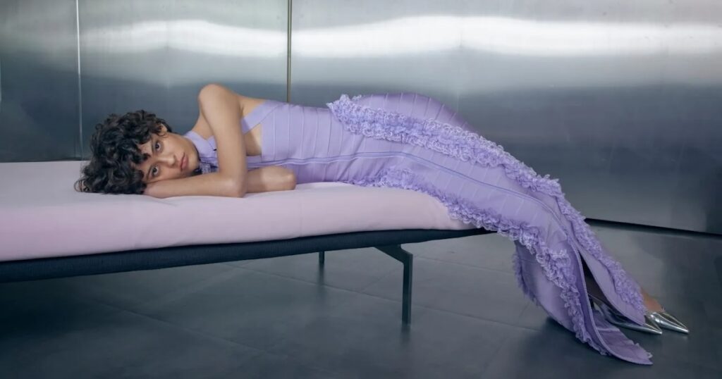 「セルフ-ポートレート」がクリストファー・ケインをコラボ　「クリエーター同士が支え合い、高め合う」新プログラムの第１弾 - WWDJAPAN