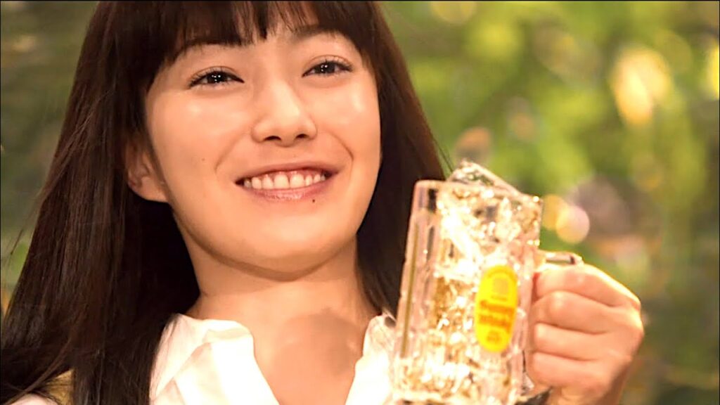 菅野美穂・岸井ゆきの・板東晴 : サントリー角 (201306)