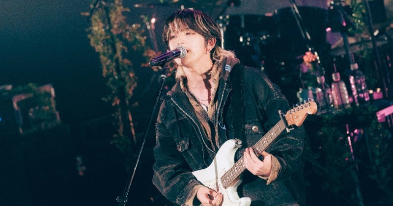 【LAPOSTA】INI高塚大夢、歌声を響かせ魅了 自宅の観葉植物も展示「“秘境”のような空間を」 - ORICON NEWS