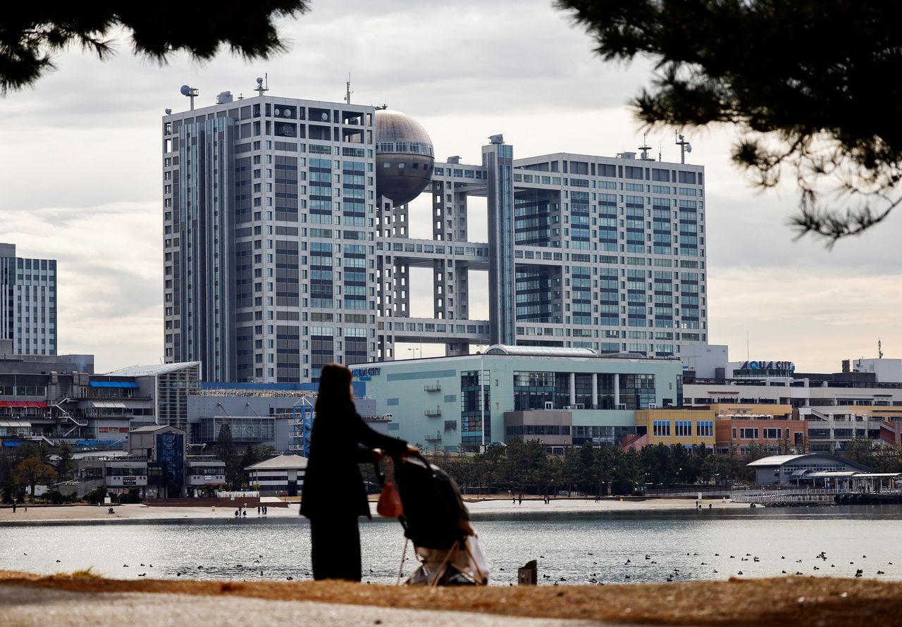 フジテレビ本社＝2025年1月27日、東京都港区（ロイター）