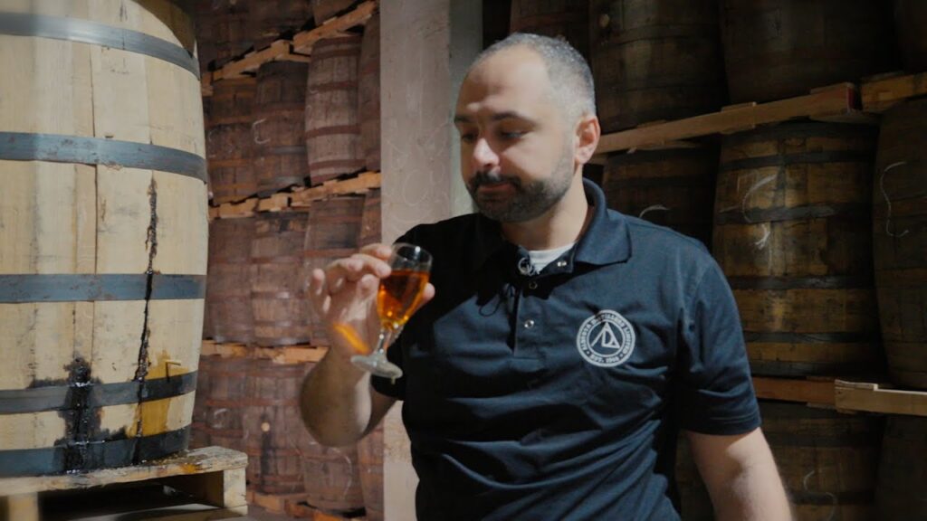 SUNTORY’S WHISKY『アンバージャーニー 「カナダ」総集編』6分41秒 井川遥 サントリー SUNTORY'S WHISKY『アンバージャーニー 「カナダ」総集編』6分41秒 井川遥 サントリー