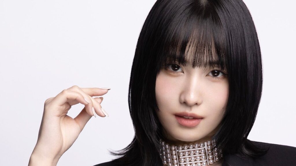 TWICEのMOMO、TASAKI70周年アニバーサリー ブランドパートナーに就任! | Vogue Japan TWICEのMOMO、TASAKI70周年アニバーサリー ブランドパートナーに就任! | Vogue Japan