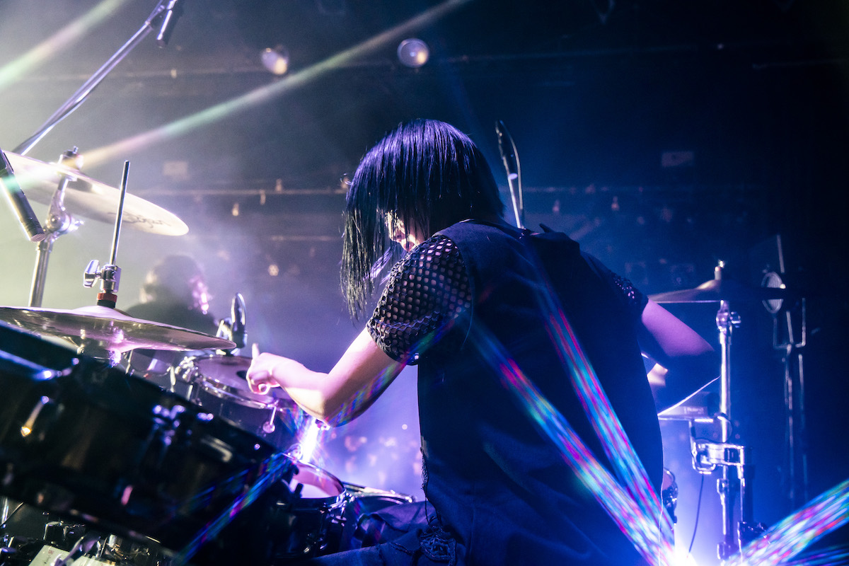 THE SPELLBOUND（撮影＝YUSUKE TAKAGI）