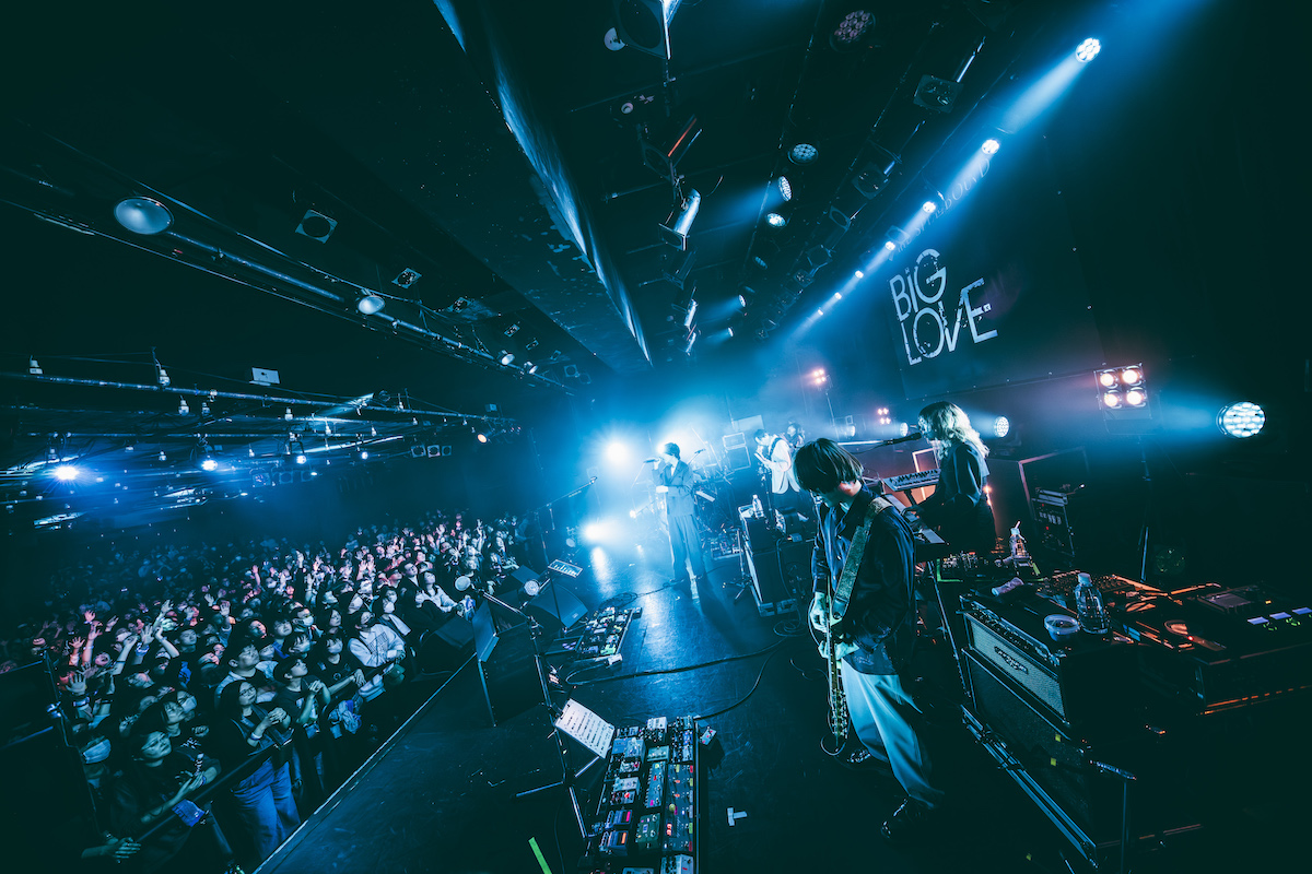 THE SPELLBOUND（撮影＝YUSUKE TAKAGI）