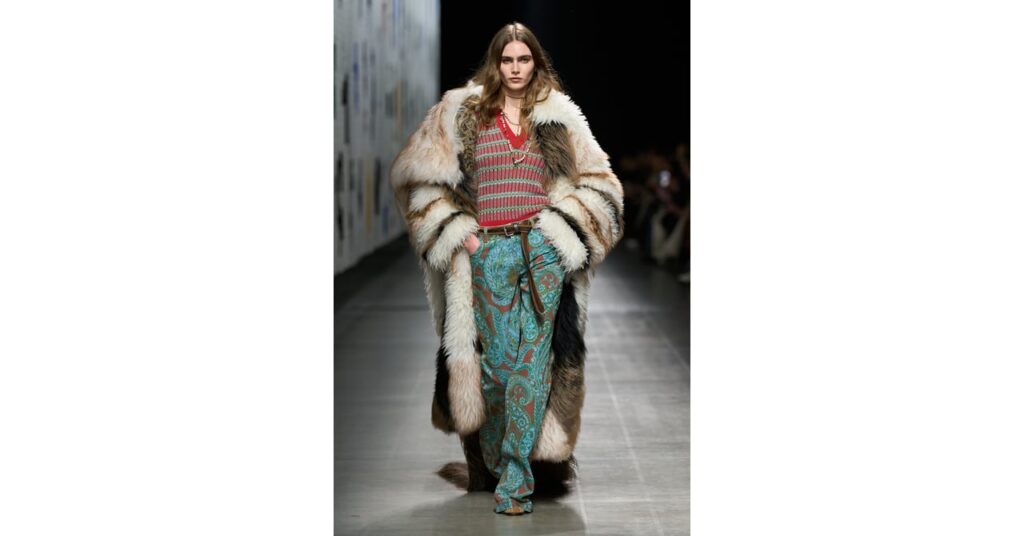 ETRO 2025年秋冬コレクション | ミラノ | 画像65枚 ETRO 2025年秋冬コレクション | ミラノ | 画像65枚
