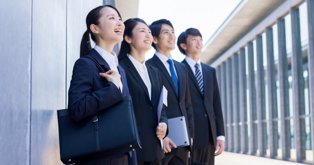 【裏話】会社説明会に50人連れてきたインターン生の「簡単すぎる秘策」とは？ | スタートアップ芸人 | ダイヤモンド・オンライン