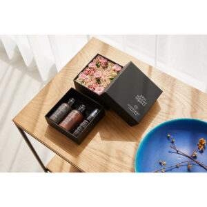 john masters organicsとNicolai Bergmannのコラボギフトボックスが限定発売！